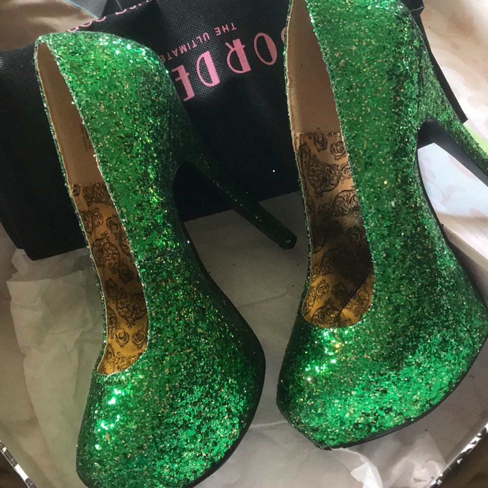 PLEASERUSA Bordello Green Glitter Pump